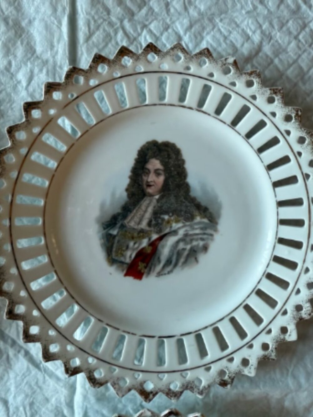 Vintage plate from the Medici family, this one shows LUIE XIV